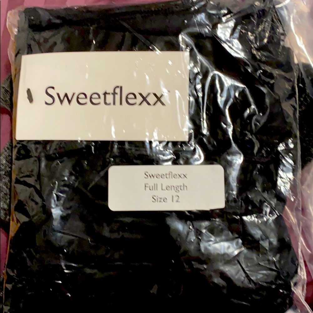 Sweet flex size 12 leggings
